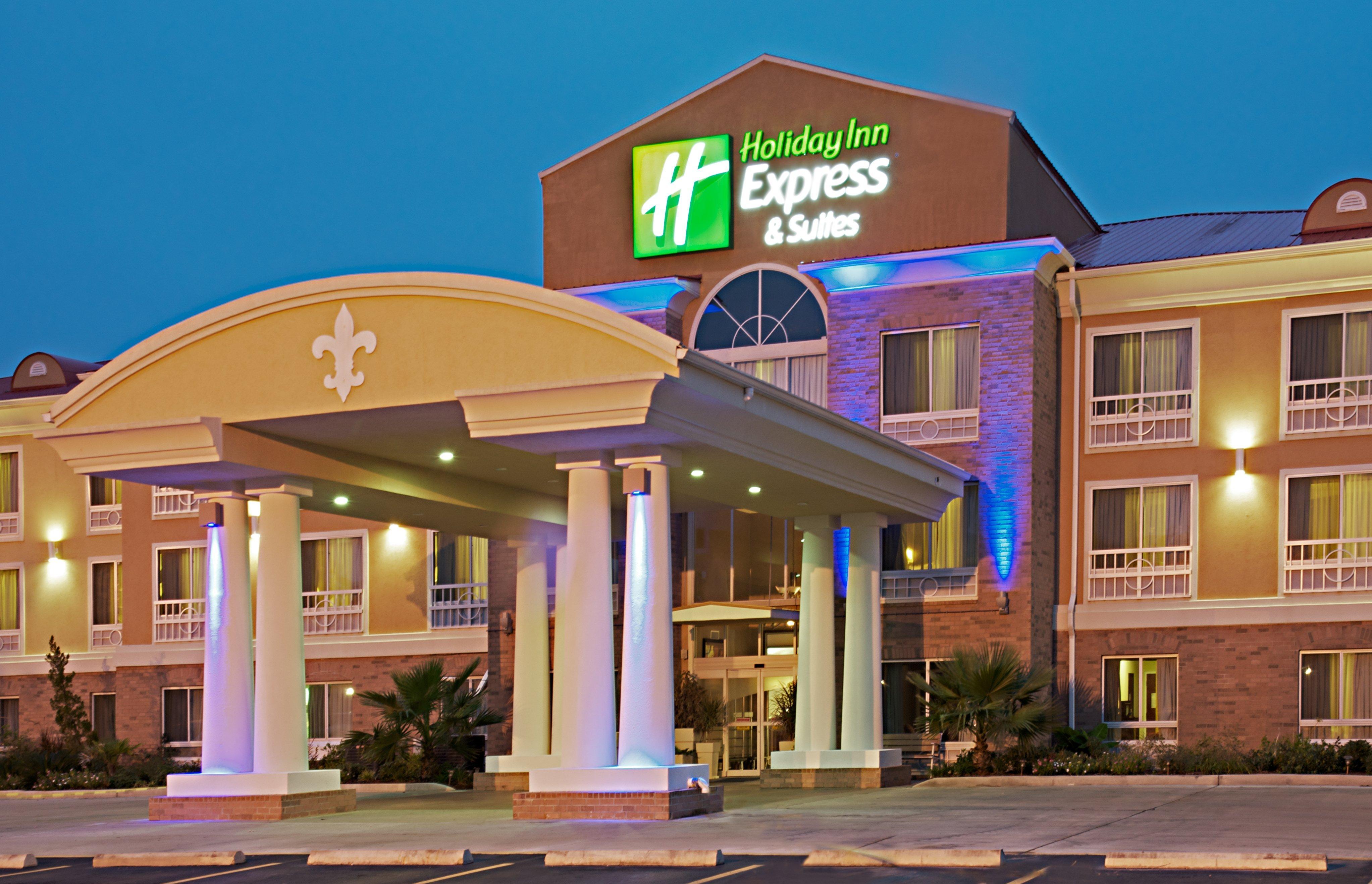Holiday Inn Express & Suites Alexandria, An Ihg Hotel Eksteriør bilde