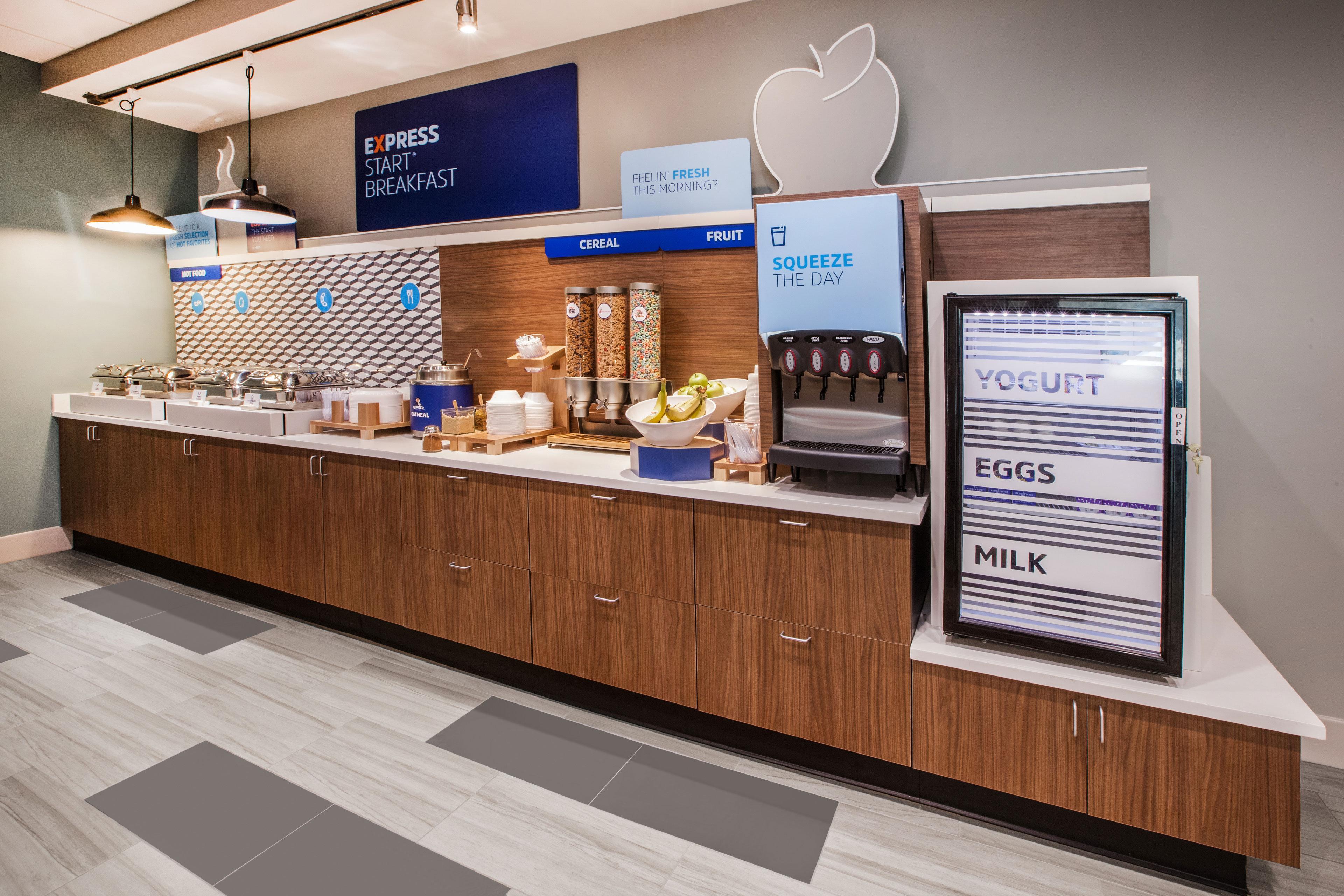 Holiday Inn Express & Suites Alexandria, An Ihg Hotel Eksteriør bilde
