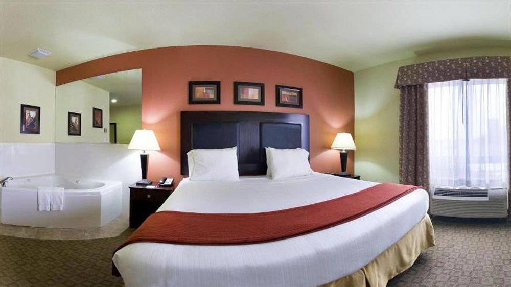 Holiday Inn Express & Suites Alexandria, An Ihg Hotel Eksteriør bilde