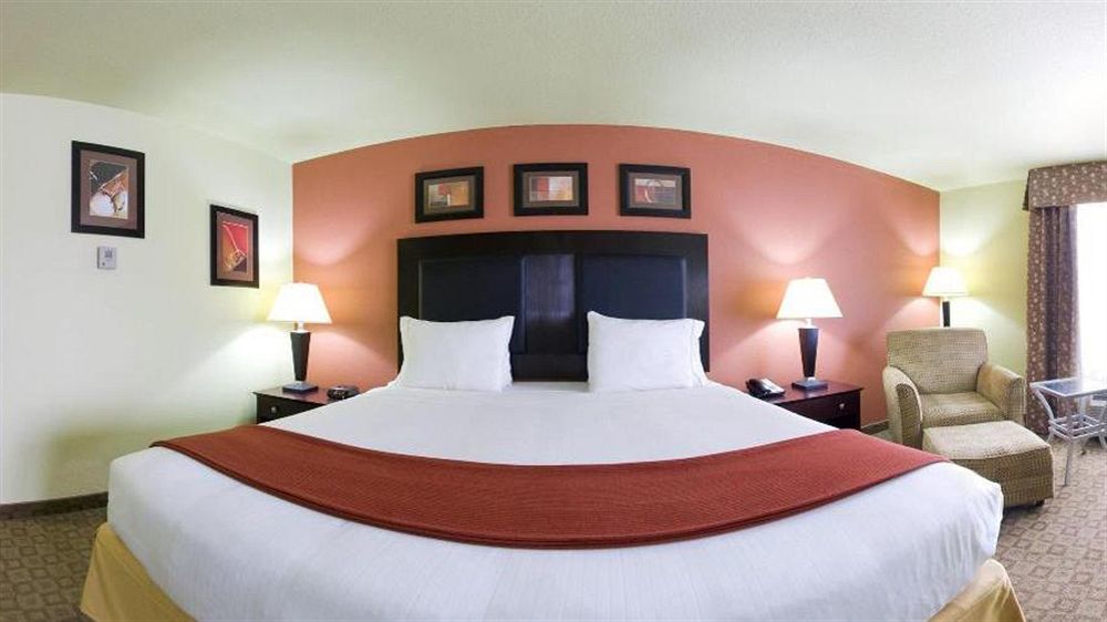 Holiday Inn Express & Suites Alexandria, An Ihg Hotel Eksteriør bilde