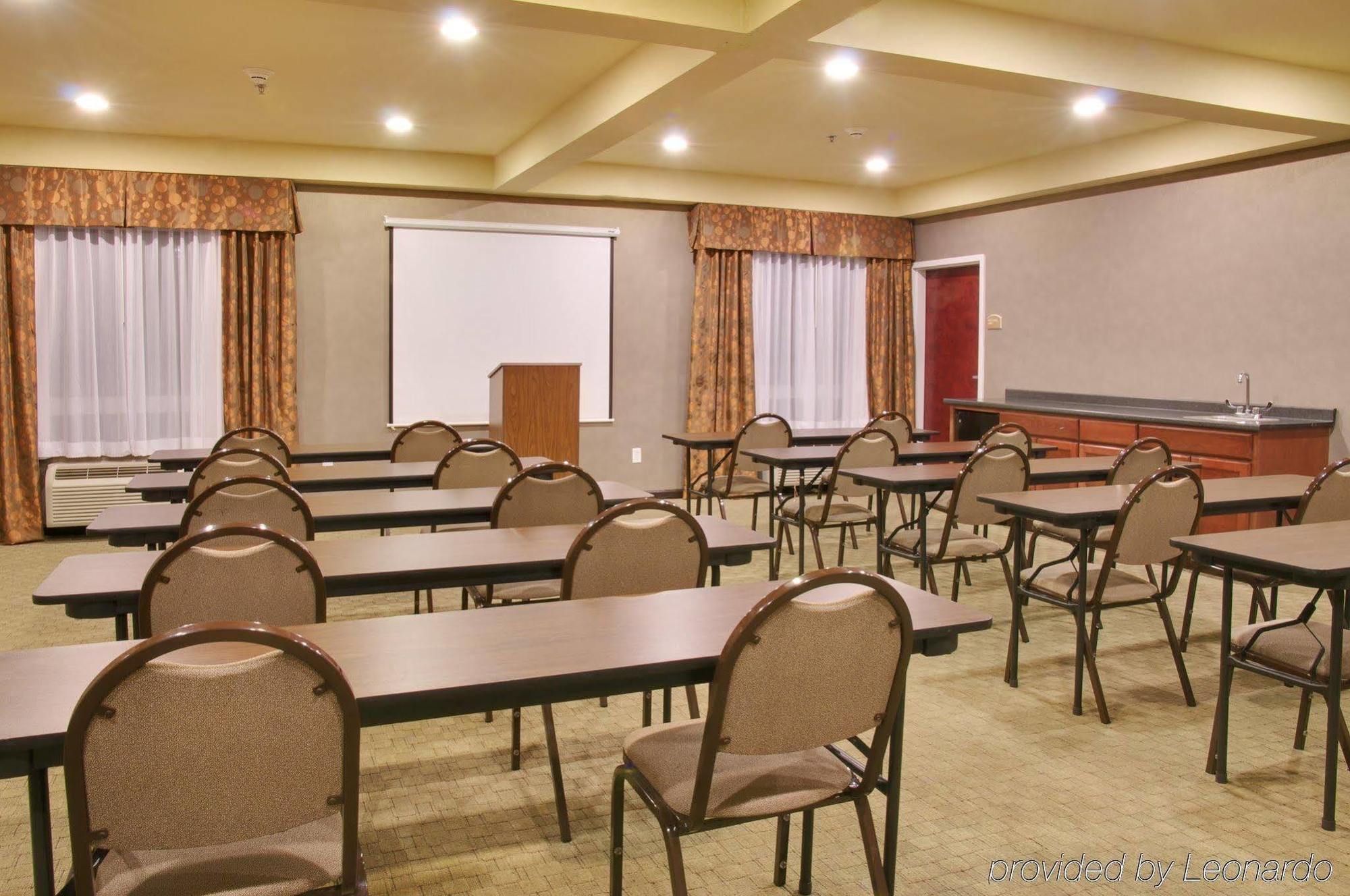 Holiday Inn Express & Suites Alexandria, An Ihg Hotel Fasiliteter bilde